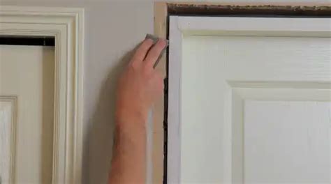 How to Remove Silicone Caulk Without Damaging Paint: A Comprehensive Guide